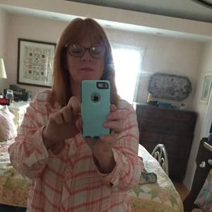 Meet your Posher, Debbie